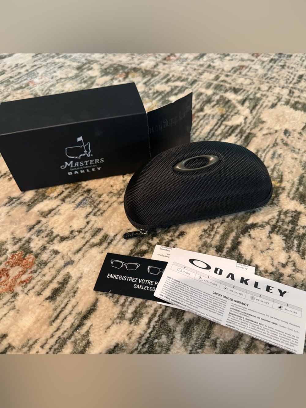 Masters Golf Oakley Matte Black Hard Sunglasses NEW